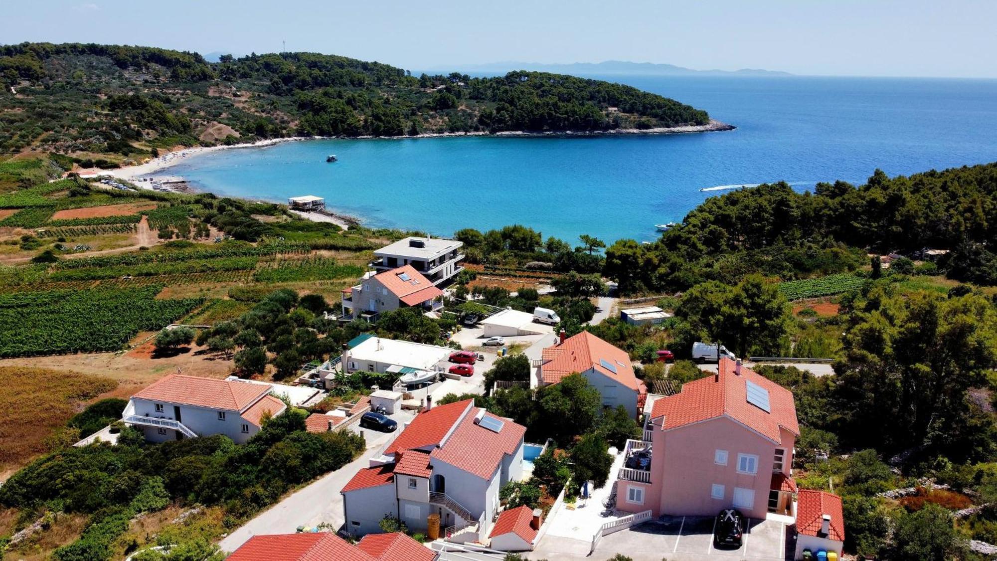 Villa Bella Vista Lumbarda Bagian luar foto