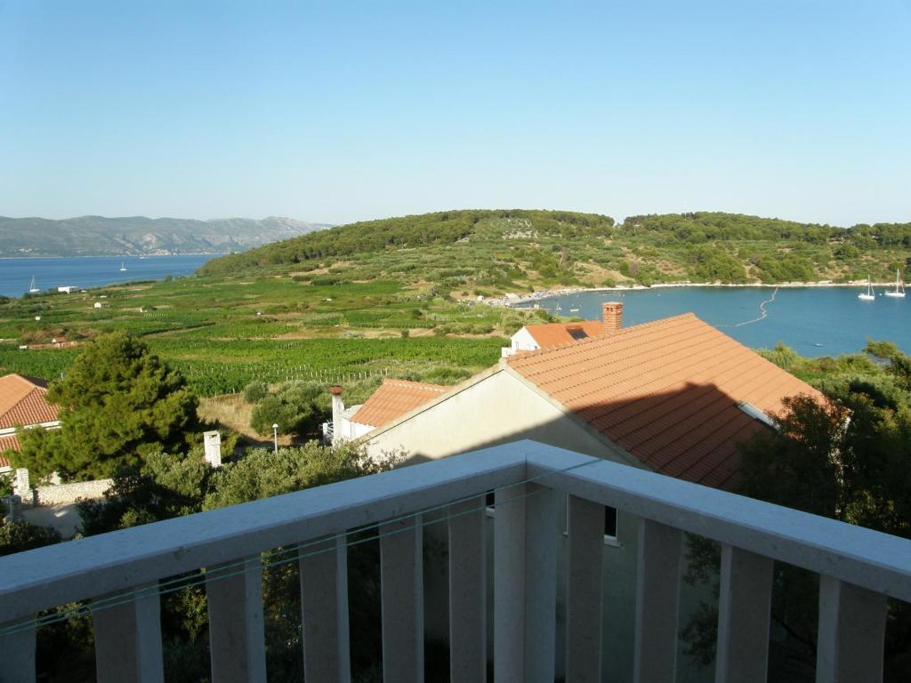 Villa Bella Vista Lumbarda Bagian luar foto