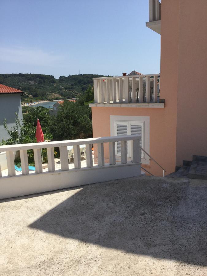 Villa Bella Vista Lumbarda Bagian luar foto